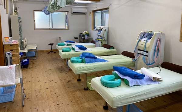 東松山市つきのわ接骨院内観